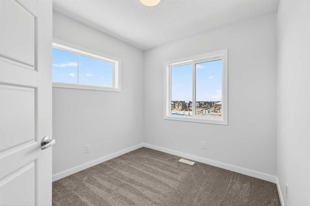 828-132 Red Embers Link Ne, Calgary, AB - Indoor Photo Showing Other Room