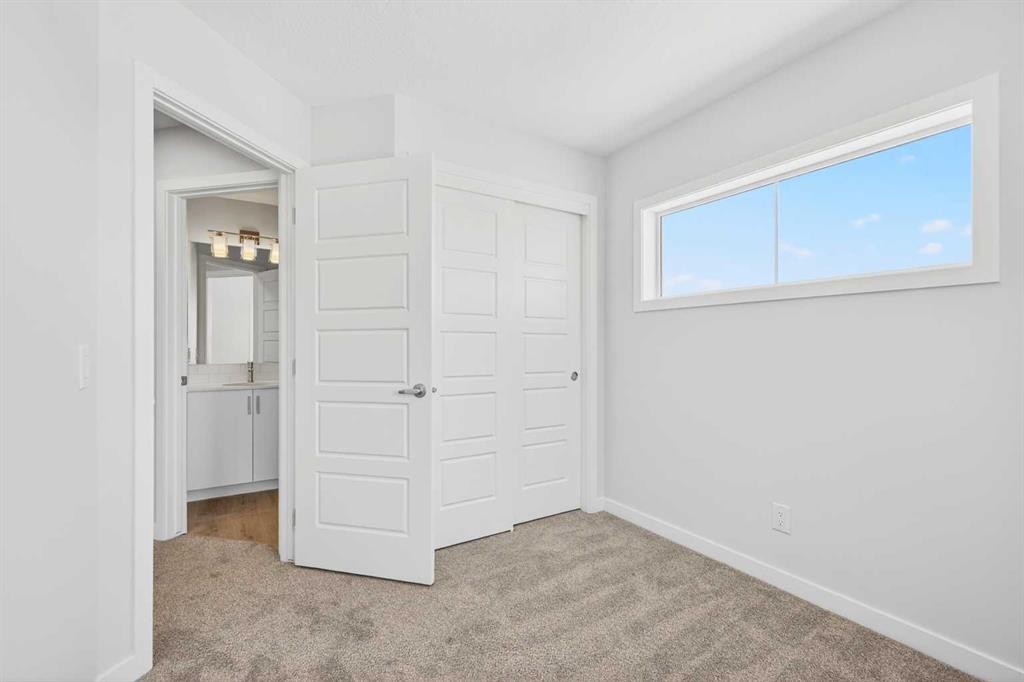828-132 Red Embers Link Ne, Calgary, AB - Indoor Photo Showing Other Room