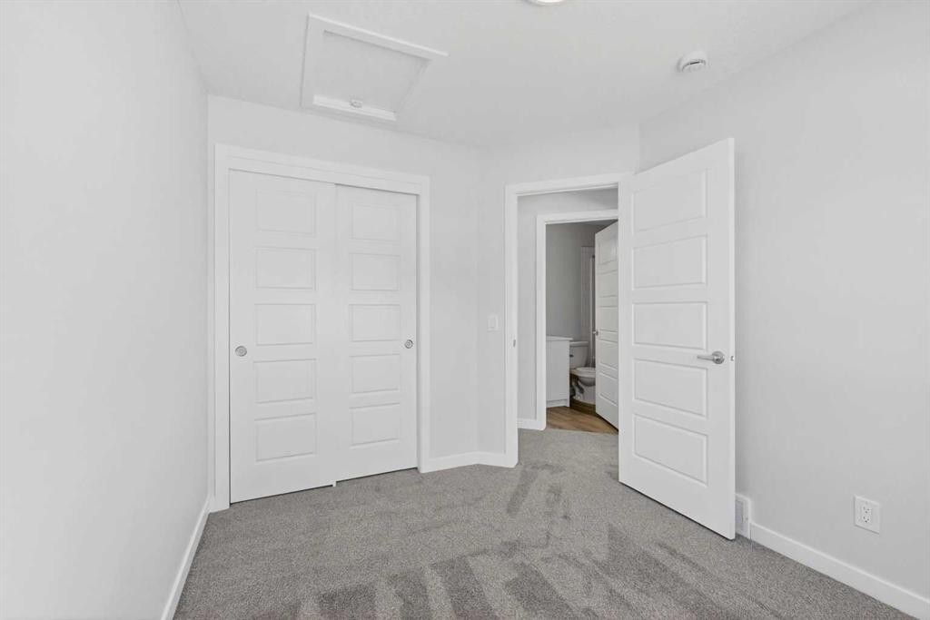828-132 Red Embers Link Ne, Calgary, AB - Indoor Photo Showing Other Room