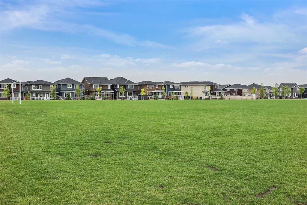 828-132 Red Embers Link Ne, Calgary, AB - Outdoor