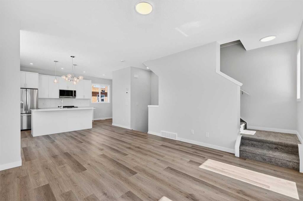 828-132 Red Embers Link Ne, Calgary, AB - Indoor Photo Showing Kitchen