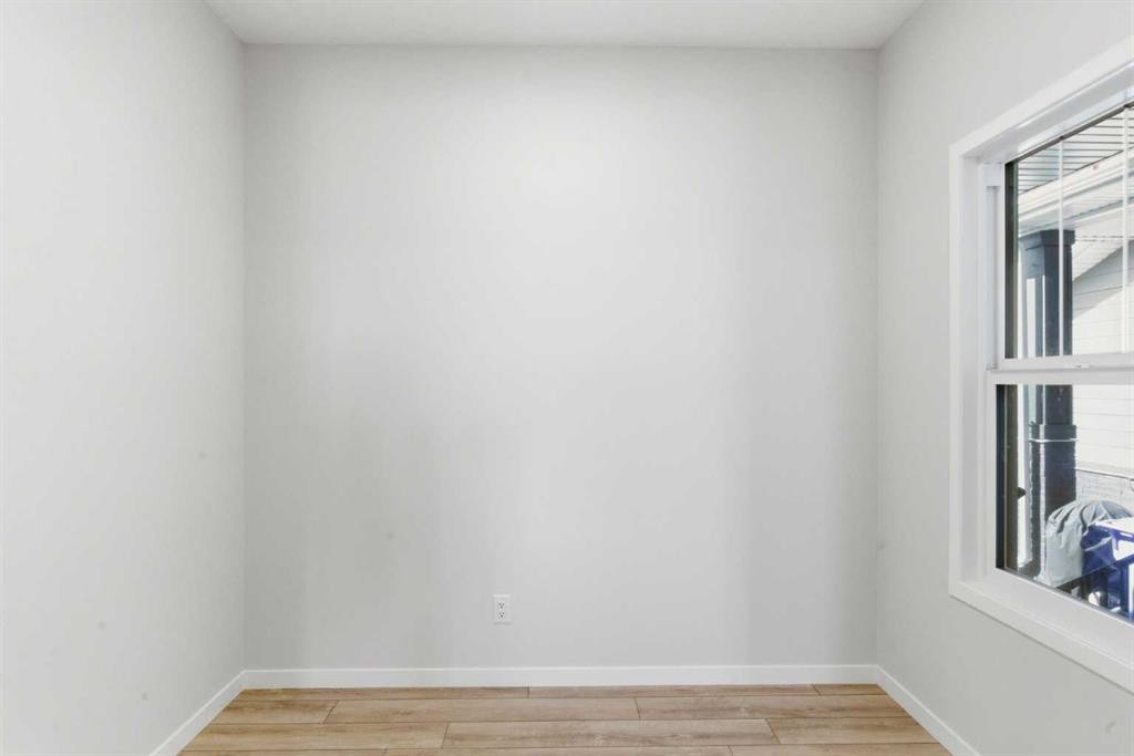 623 Buffaloberry Manor Se, Calgary, AB - Indoor Photo Showing Other Room