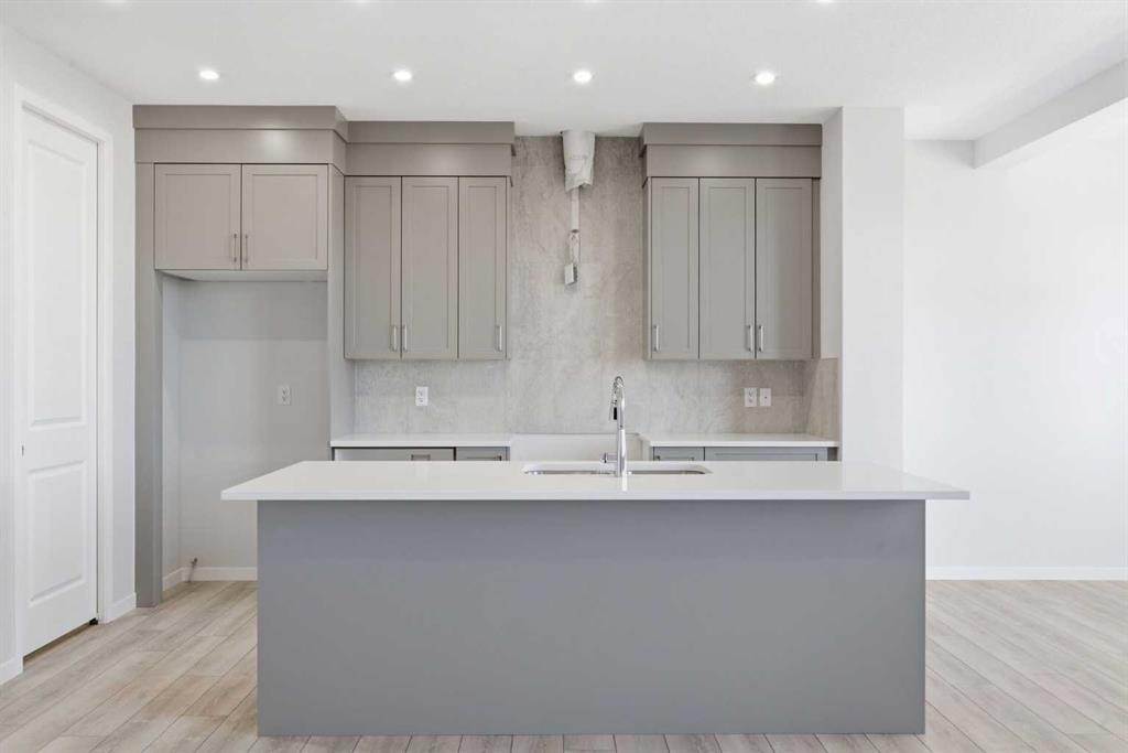 623 Buffaloberry Manor Se, Calgary, AB - Indoor Photo Showing Kitchen