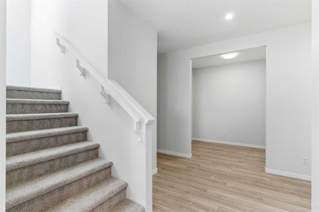 623 Buffaloberry Manor Se, Calgary, AB - Indoor Photo Showing Other Room