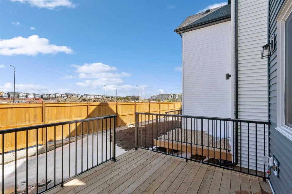 623 Buffaloberry Manor Se, Calgary, AB - Outdoor With Exterior