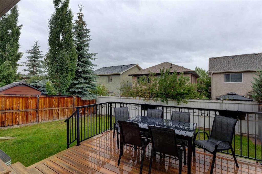 587 Everbrook Way Sw, Calgary, AB - Outdoor With Deck Patio Veranda