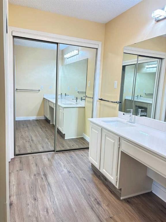 44 Edgemont Estates Road Nw, Calgary, AB - Indoor Photo Showing Other Room