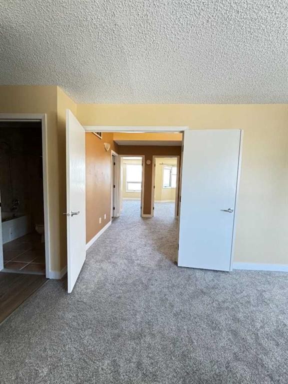 44 Edgemont Estates Road Nw, Calgary, AB - Indoor Photo Showing Other Room