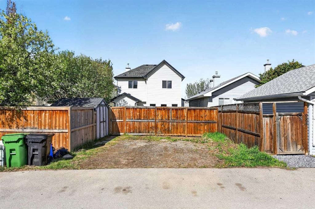 988 Prestwick Circle Se, Calgary, AB - Outdoor