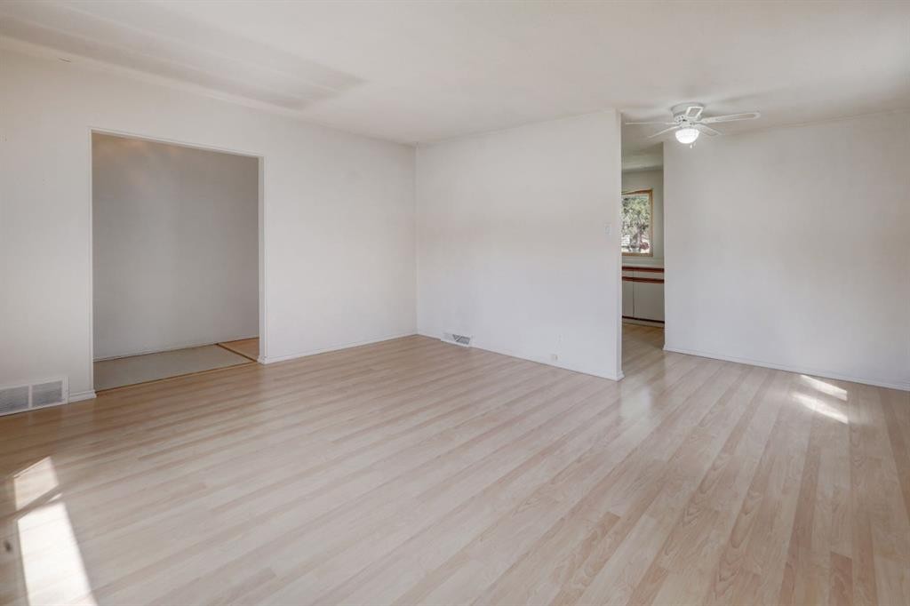 3432 3 Avenue Nw, Calgary, AB - Indoor Photo Showing Kitchen
