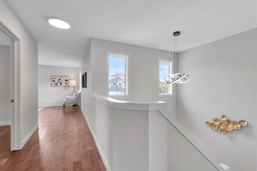 214 Royal Birch View Nw, Calgary, AB - Indoor Photo Showing Other Room