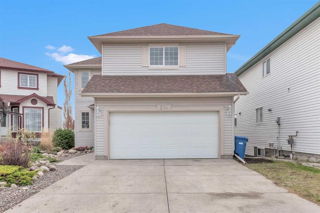 214 Royal Birch View Nw, Calgary, AB - Outdoor With Exterior