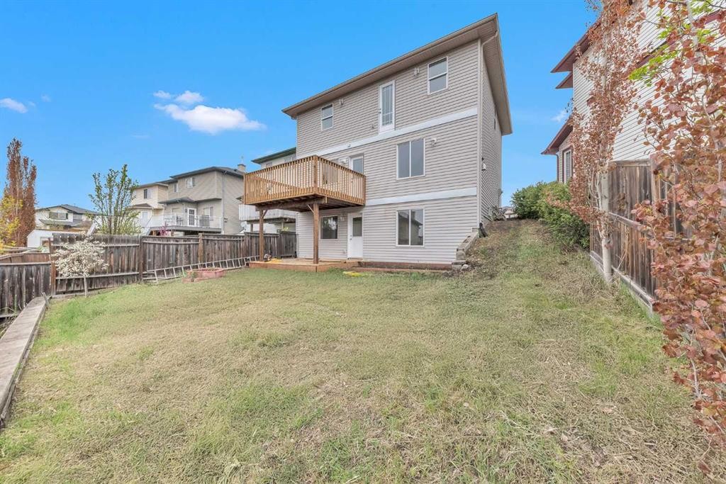 214 Royal Birch View Nw, Calgary, AB - Outdoor