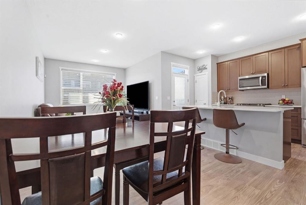 131 Walcrest Way Se, Calgary, AB