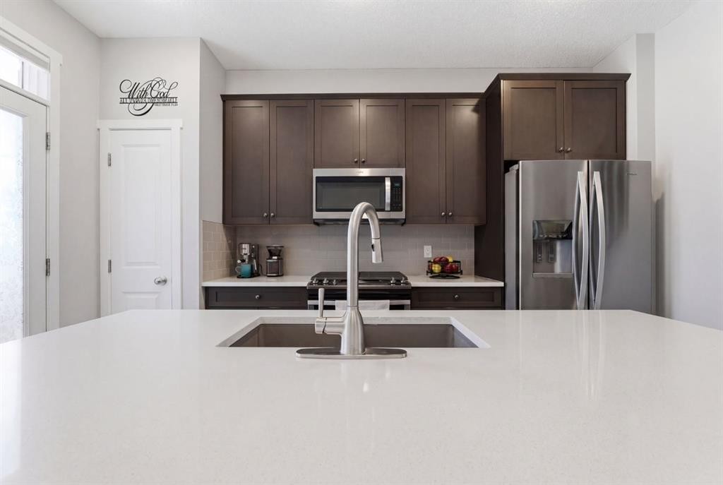 131 Walcrest Way Se, Calgary, AB