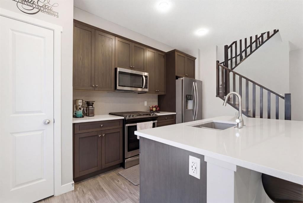 131 Walcrest Way Se, Calgary, AB