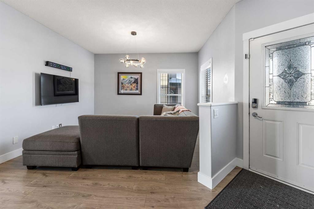 328 Rainbow Falls Way, Chestermere, AB - Indoor