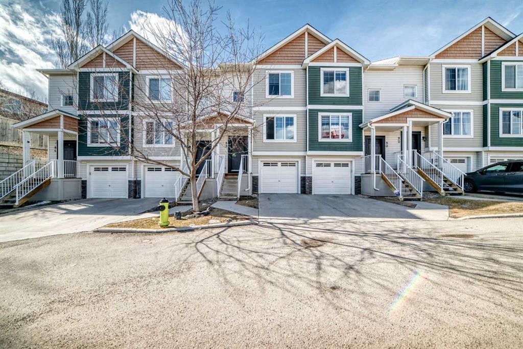 88 Pantego Lane Nw, Calgary, AB - Outdoor With Facade