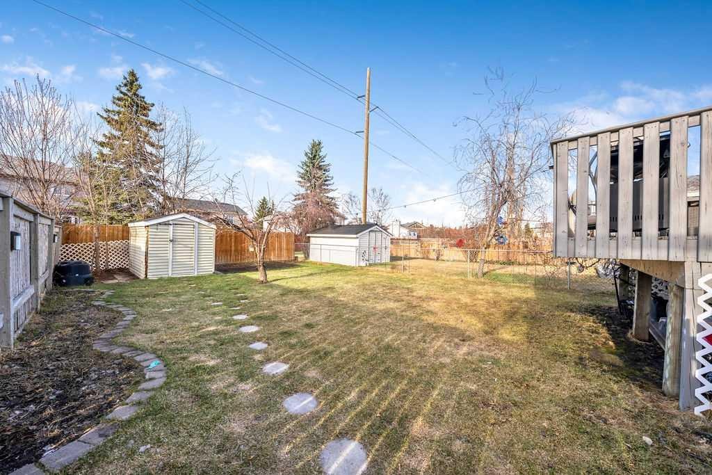 5 Shawglen Court Sw, Calgary, AB - Outdoor