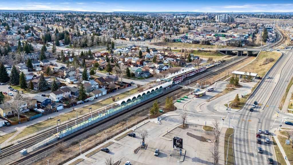 5 Shawglen Court Sw, Calgary, AB - Outdoor With View