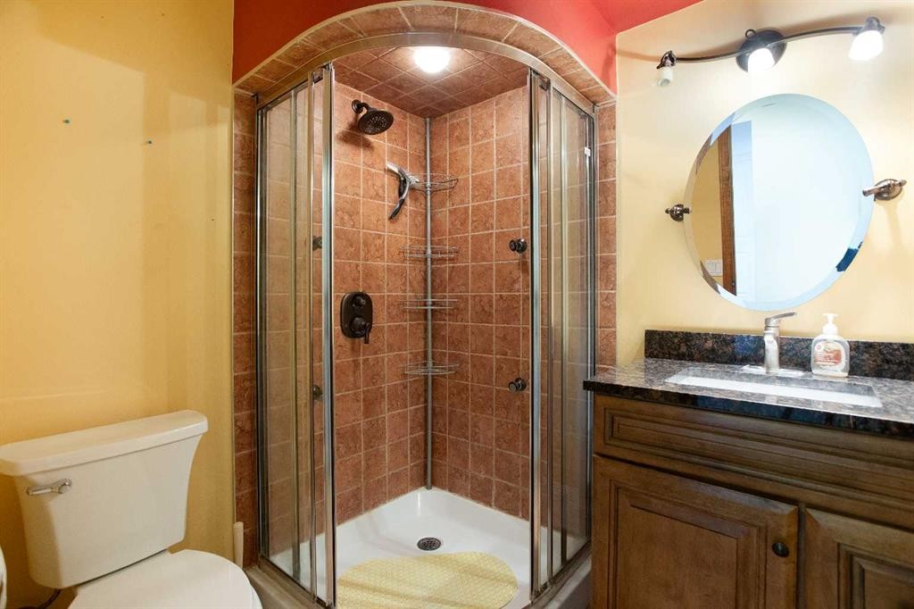 227 Cantrell Place Sw, Calgary, AB - Indoor Photo Showing Bathroom