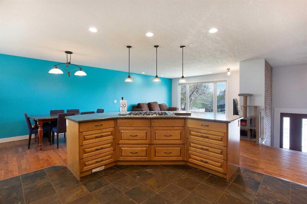 227 Cantrell Place Sw, Calgary, AB - Indoor