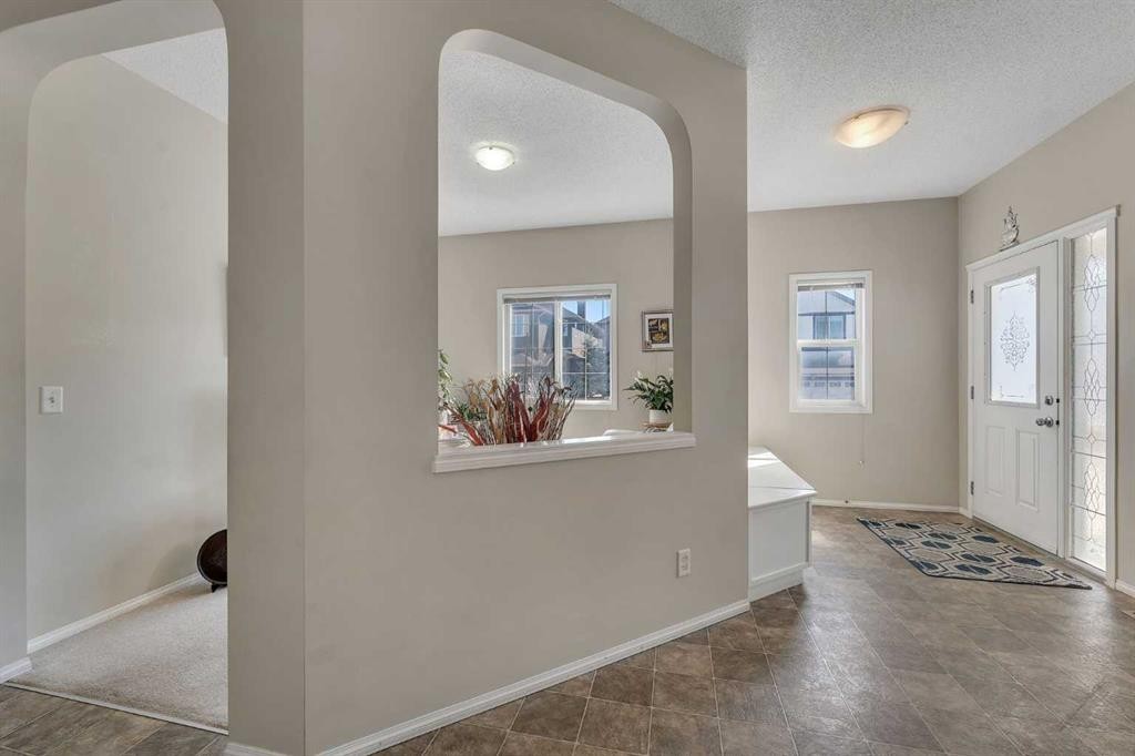 149 Saddlecrest Green Ne, Calgary, AB - Indoor Photo Showing Other Room