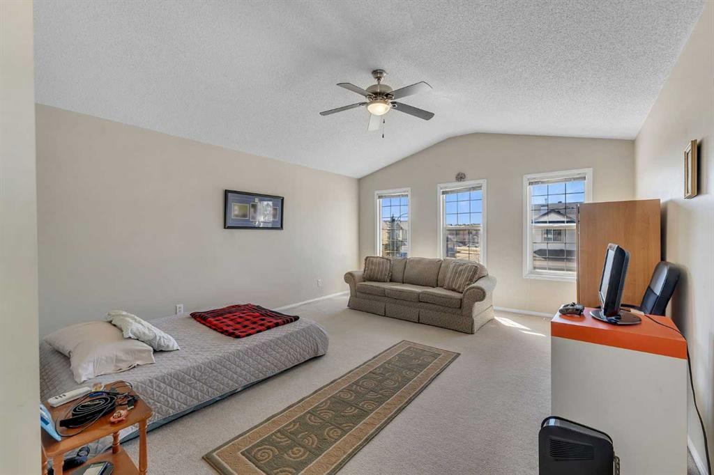 149 Saddlecrest Green Ne, Calgary, AB - Indoor