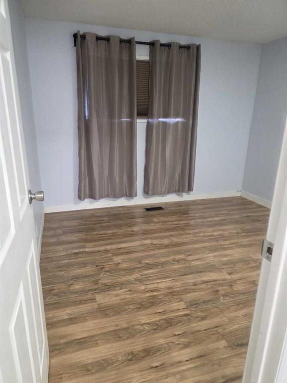 192 Templevale Road Ne, Calgary, AB - Indoor Photo Showing Other Room
