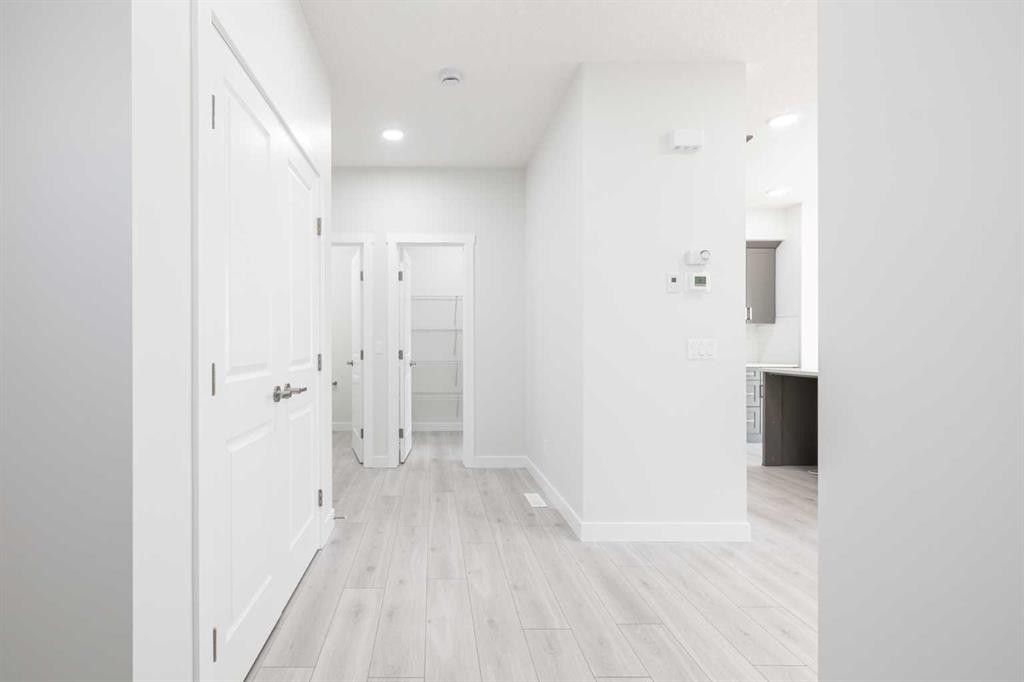 182 Sora Way Se, Calgary, AB - Indoor Photo Showing Other Room