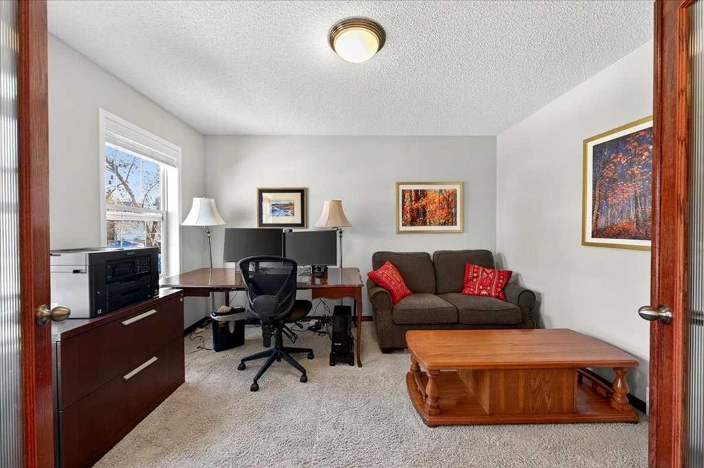 18 Inverness Rise Se, Calgary, AB - Indoor