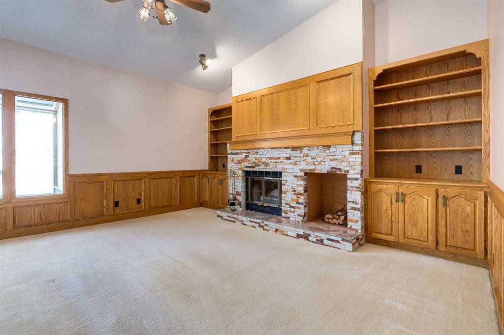 420 Hawkview Manor Circle Nw, Calgary, AB - Indoor With Fireplace
