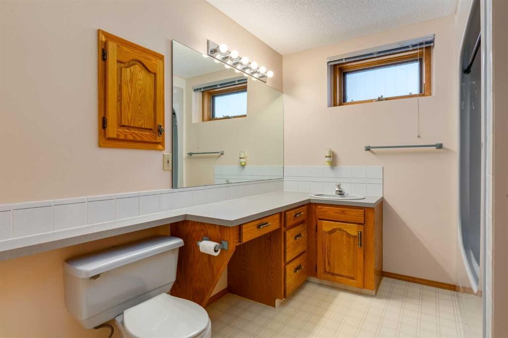 420 Hawkview Manor Circle Nw, Calgary, AB - Indoor