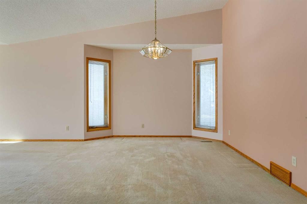 420 Hawkview Manor Circle Nw, Calgary, AB - Indoor Photo Showing Other Room