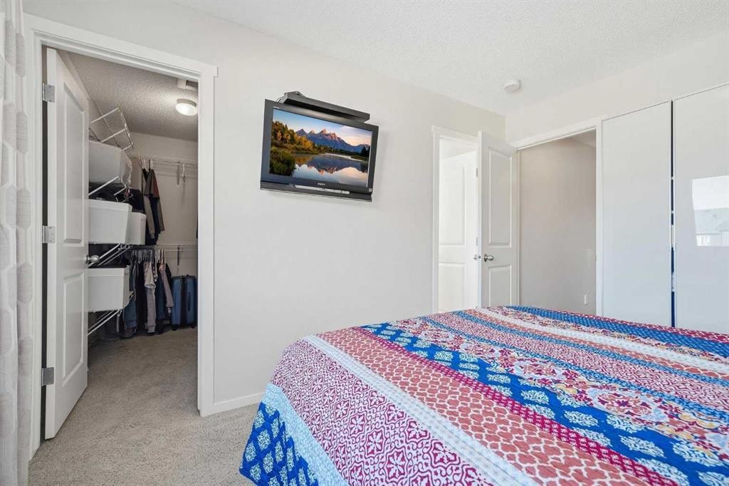 183 Savanna Parade Ne, Calgary, AB - Indoor Photo Showing Bedroom