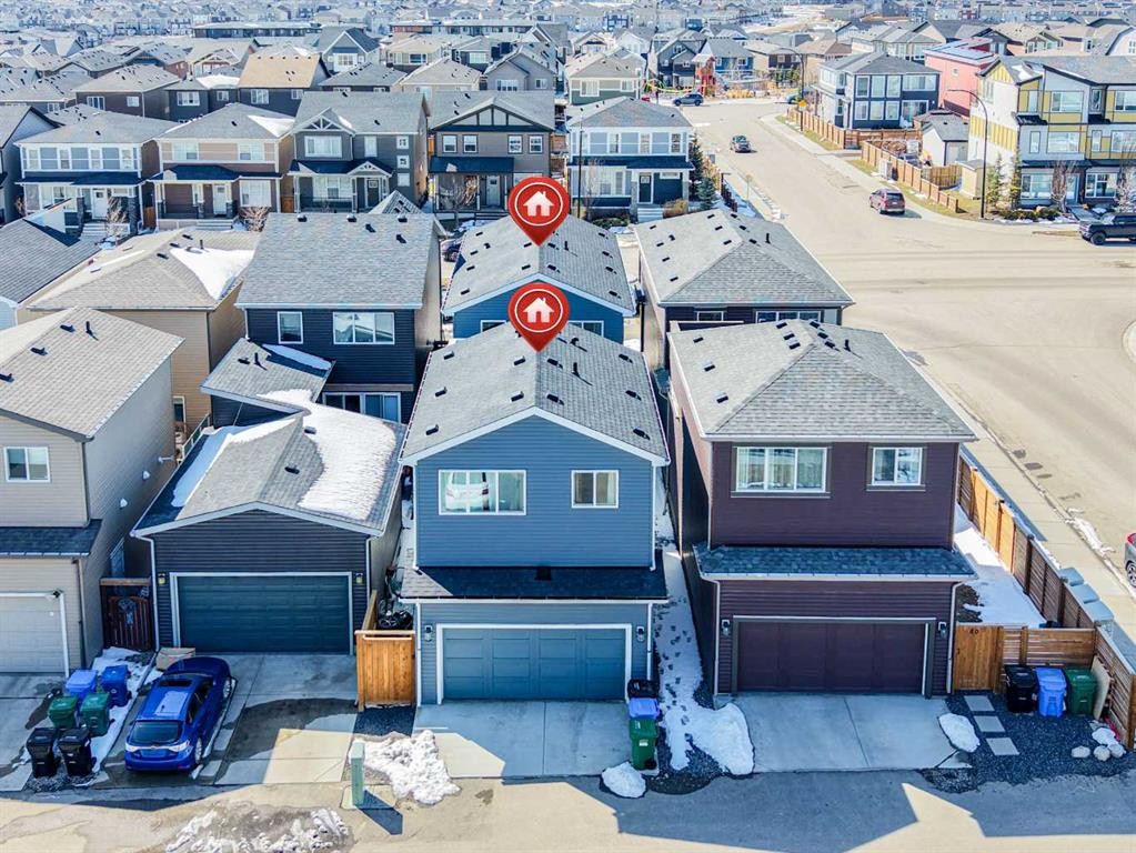 76 Lucas Boulevard Nw, Calgary, AB - Outdoor With Facade
