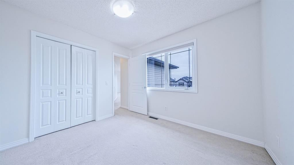 393 Windermere Drive, Chestermere, AB - Indoor