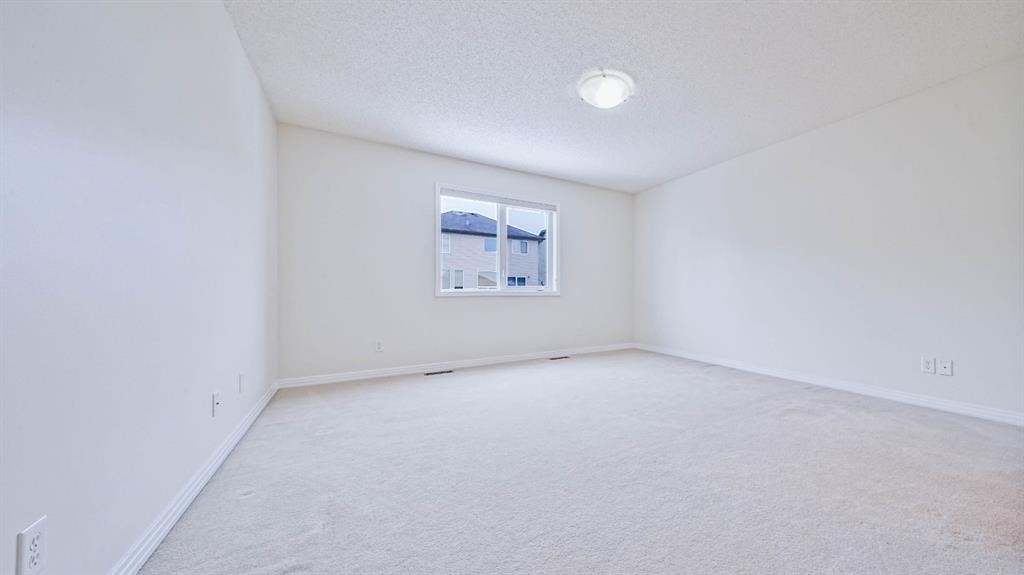 393 Windermere Drive, Chestermere, AB - Indoor Photo Showing Other Room