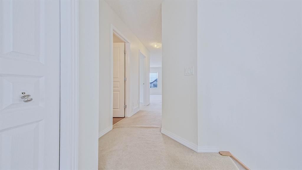 393 Windermere Drive, Chestermere, AB - Indoor Photo Showing Other Room