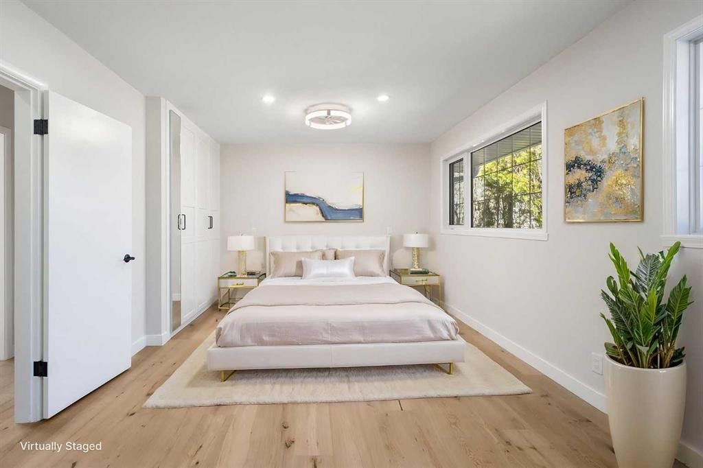 811 Seattle Drive Sw, Calgary, AB