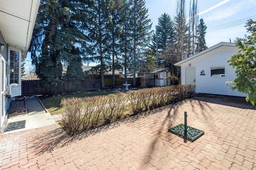 811 Seattle Drive Sw, Calgary, AB