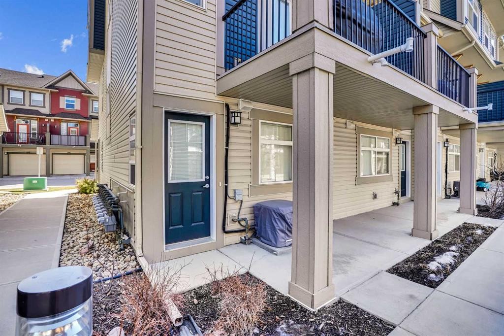 104 Legacy Path Se, Calgary, AB - Outdoor