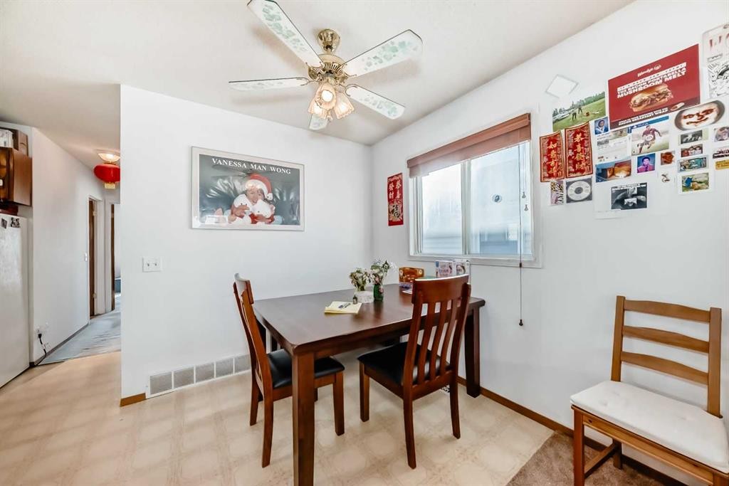142 Hunterhorn Drive Ne, Calgary, AB - Indoor Photo Showing Dining Room
