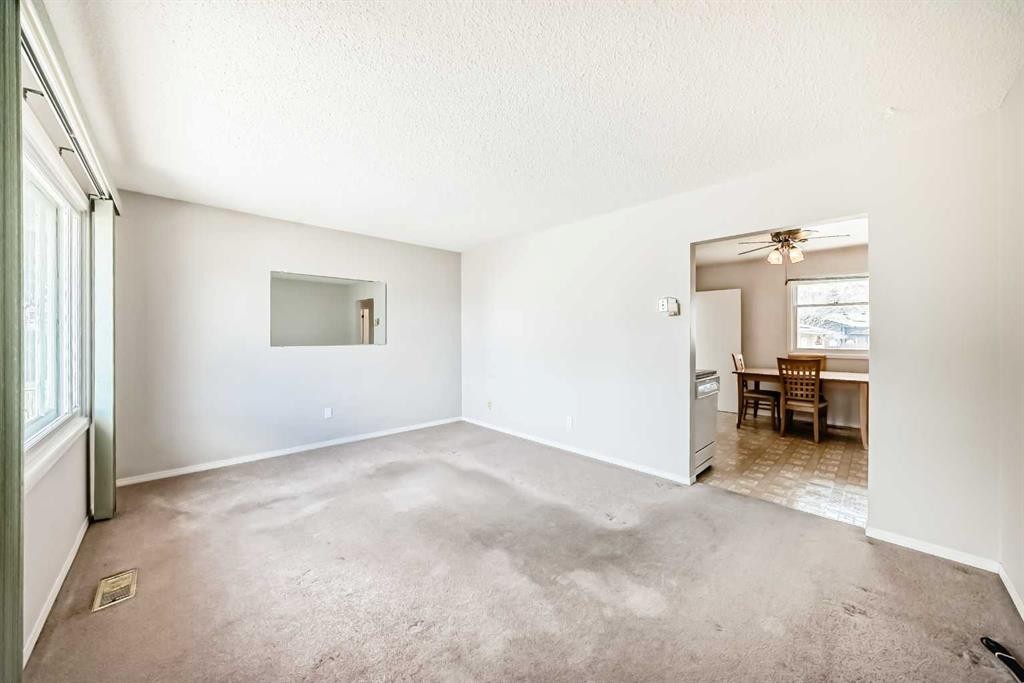 8315 Bowness Road Nw, Calgary, AB - Indoor
