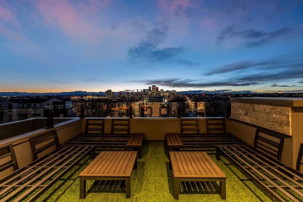 122 13 Street Ne, Calgary, AB - Outdoor With Deck Patio Veranda With View