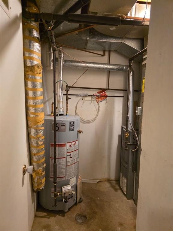 2-705 23 Street, Didsbury, AB - Indoor Photo Showing Basement