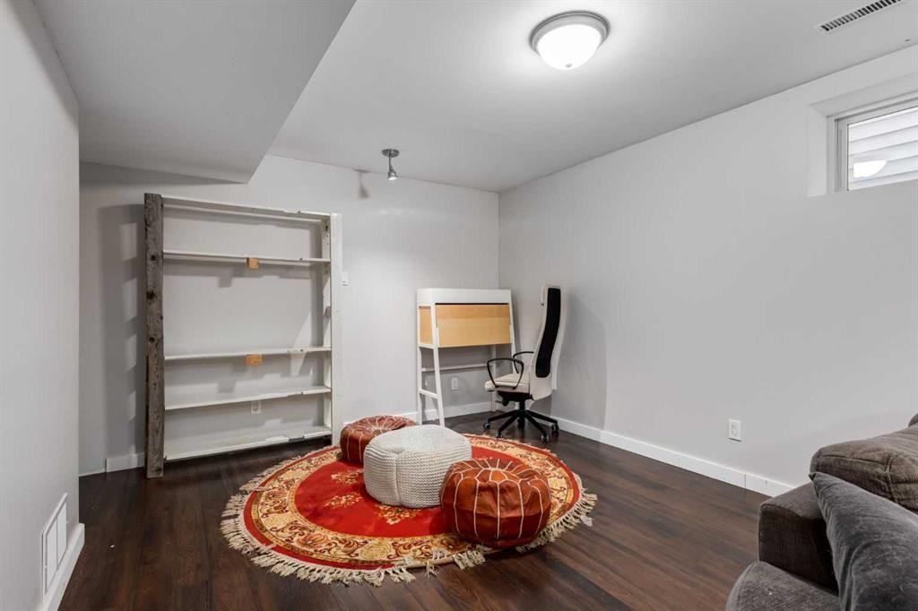 488 Prestwick Circle Se, Calgary, AB - Indoor
