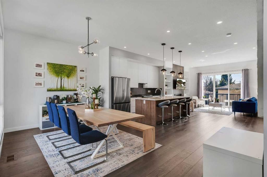 947 31 Avenue Nw, Calgary, AB - Indoor