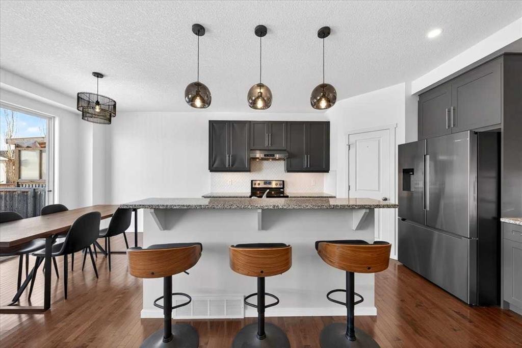 20 Nolancrest Green Nw, Calgary, AB - Indoor Photo Showing Kitchen With Upgraded Kitchen