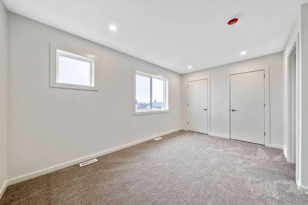 401 Strathcona Circle, Strathmore, AB - Indoor Photo Showing Other Room